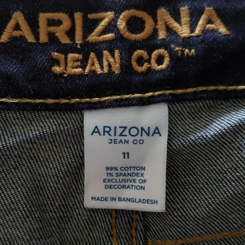 Ladies Shorts - Picture 4 of 4